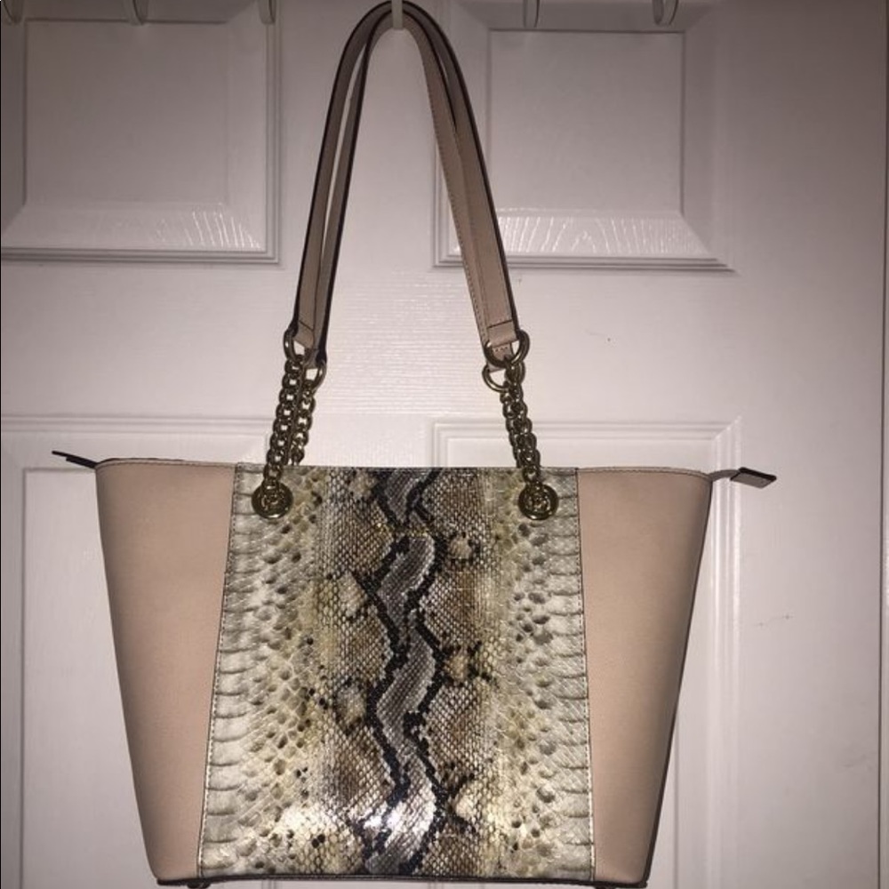 CALVIN KLEIN CHAIN TOTE BAG SNAKESKIN PRINT 👜